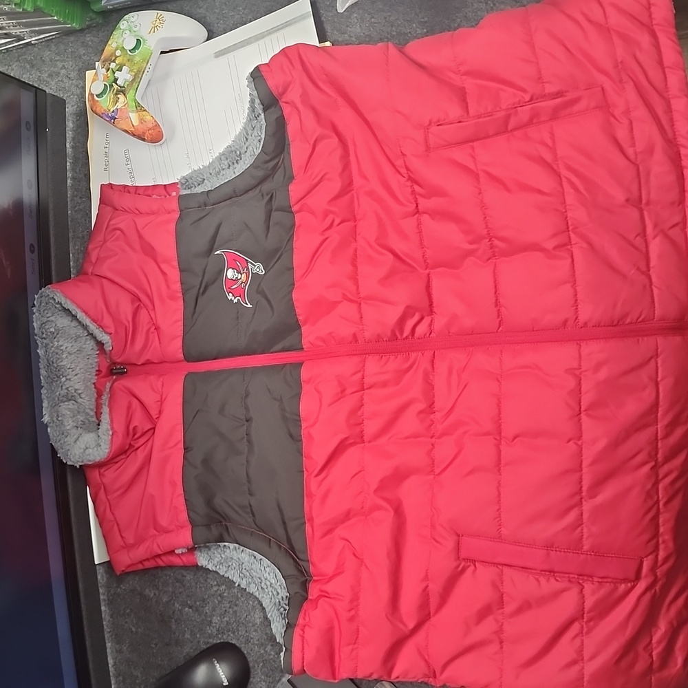 Women's NFL 3XL Buccaneers Vest (KVT4471)